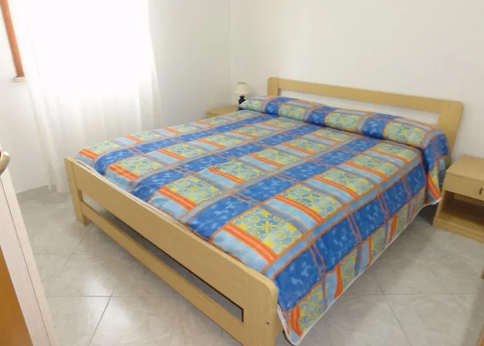 Near The In 아파트 *